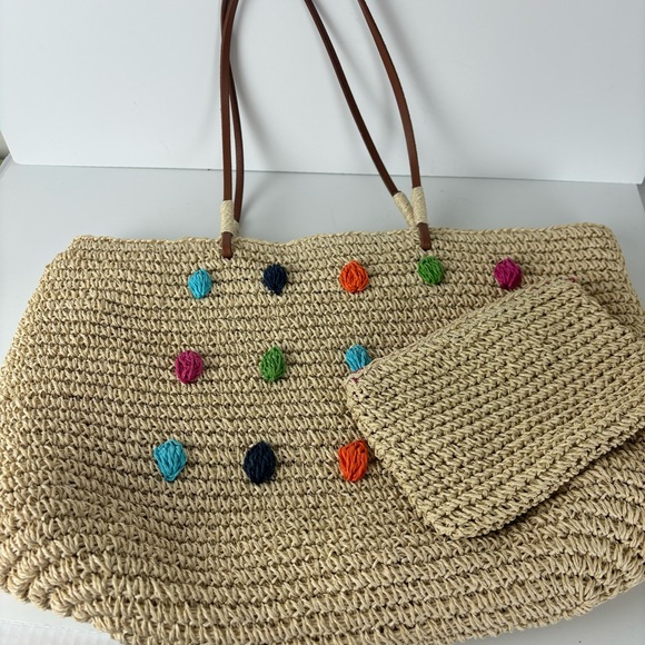 Issac Mizrahi/New York colorful straw tote bag w/matching straw clutch - Picture 4 of 10